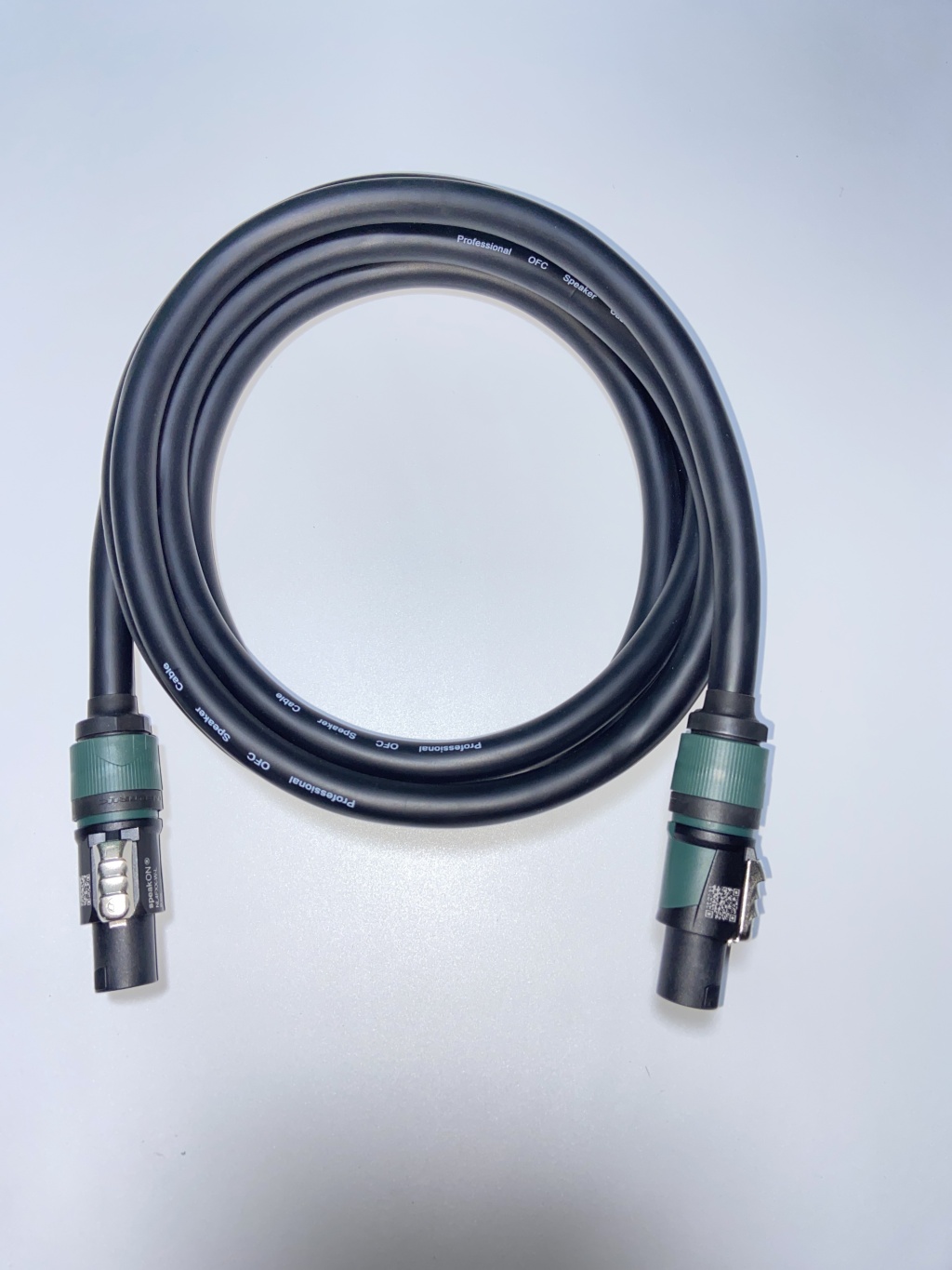 YES-SP002NE-3m Кабель акустический с разъёмами Neutrik Speakon