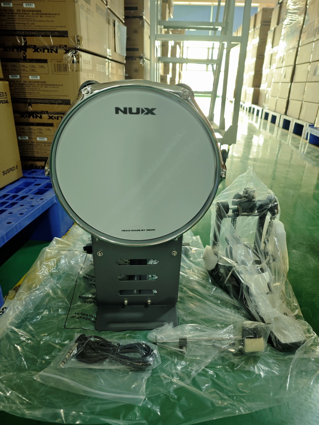 Nux 09000-81002-00100 Пэд бас-барабана (DM-8) c педалью для перкуссионного сэмплера DP-2000