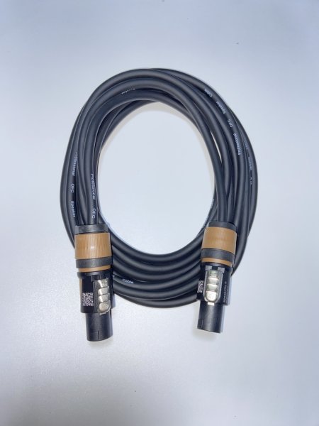 YES-SP001NE-5m Кабель акустический с разъёмами Neutrik Speakon