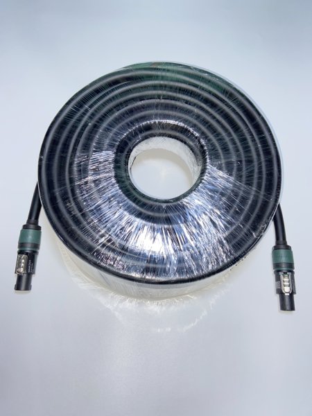 YES-SP002NE-30m Кабель акустический с разъёмами Neutrik Speakon