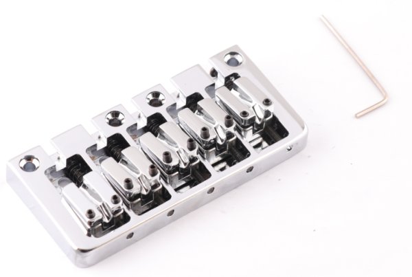 Metallor BB-005-CR Бридж (струнодержатель) для 5-струнной бас-гитары